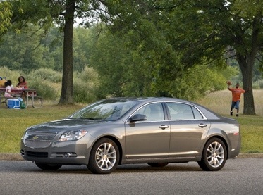 GM thu hồi xe do lỗi cần số - 1