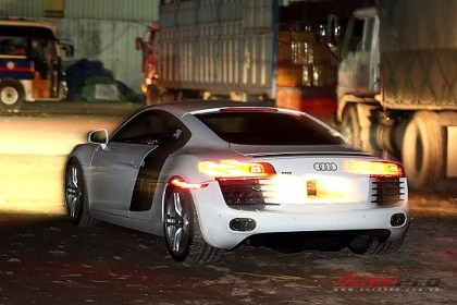 Cùng lúc hai chiếc Audi R8 về Hà Nội - 10 Cùng lúc hai chiếc Audi R8 về Hà Nội - 10