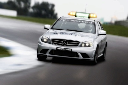Mercedes tiếp tục phục vụ đường đua F1 - 5 Mercedes tiếp tục phục vụ đường đua F1 - 5
