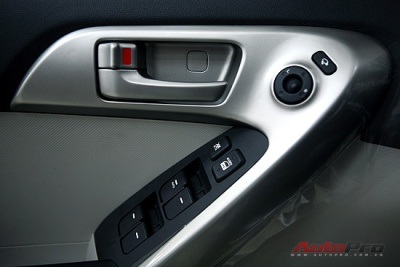 Kia Forte: Khi ưu tiên hàng đầu là xe “ăn” ít xăng! - 10 Kia Forte: Khi ưu tiên hàng đầu là xe “ăn” ít xăng! - 10