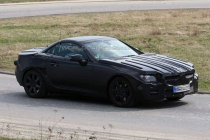 Mercedes SLK gặp sự cố trên đường thử - 1 Mercedes SLK gặp sự cố trên đường thử - 1