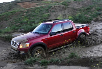 Ford Sport Trac - trả giá cho sự mạnh mẽ - 1