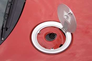 Bất ngờ của Ford: Xe không có nắp bình xăng - 1 Bất ngờ của Ford: Xe không có nắp bình xăng - 1