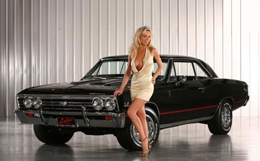 Gợi cảm cùng “xế” cổ - 12 Gợi cảm cùng “xế” cổ - 12