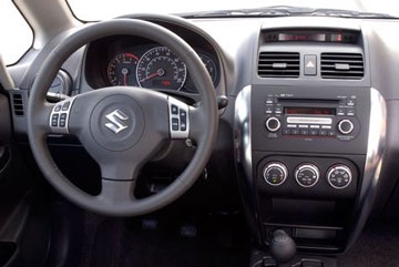 Suzuki SX4 - Một lựa chọn khác - 2 Suzuki SX4 - Một lựa chọn khác - 2