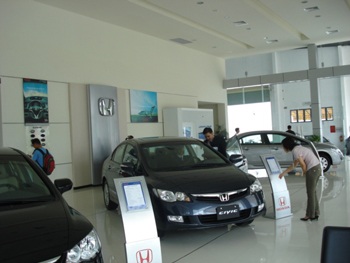 Honda Việt Nam mở đại lý ô tô ở miền Trung  - 1