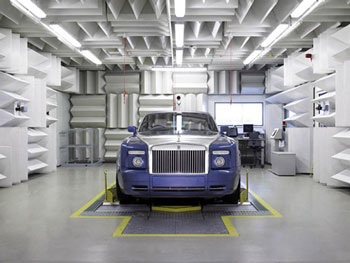 Rolls-Royce Phantom - Một góc nhìn cận cảnh - 7