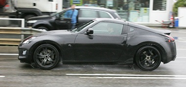 Nissan 370Z bị “bắt gặp” trên đường thử - 2