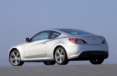 Hyundai ra mắt phiên bản Genesis Coupe - 6 Hyundai ra mắt phiên bản Genesis Coupe - 6