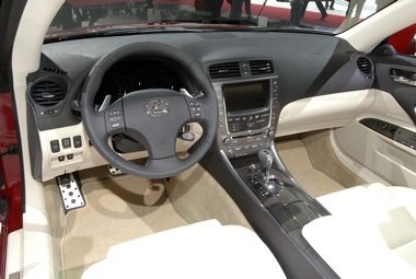 Khi Lexus IS250 bỏ mui - 8 Khi Lexus IS250 bỏ mui - 8