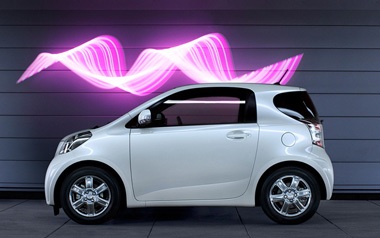 Giá và thông số kỹ thuật của xe Toyota iQ - 7