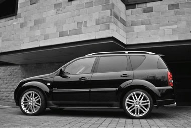 SsangYong Rexton R-Line ra mắt - 1 SsangYong Rexton R-Line ra mắt - 1