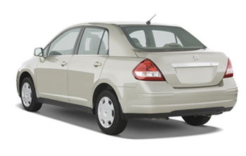 Xe rẻ nhất thị trường Mỹ: Nissan Versa Sedan - 2