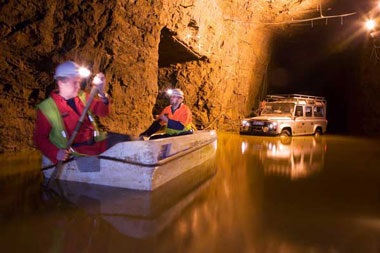 Năm 2007: Ô tô và những khoảnh khắc lạ - 6