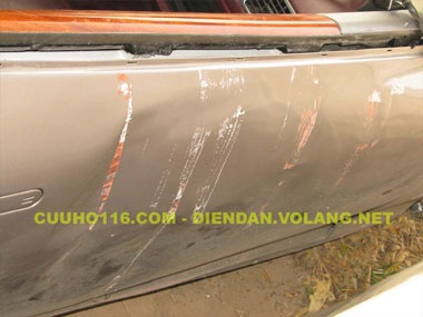 Siêu xe Aston Martin lâm nạn tại Hà Nội - 12 Siêu xe Aston Martin lâm nạn tại Hà Nội - 12