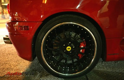 Mất Aston Martin, Hà Nội có thêm Ferrari!  - 7