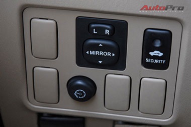 Chọn Toyota Hilux nếu thích hành xác!  - 10