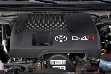 Chọn Toyota Hilux nếu thích hành xác!  - 4