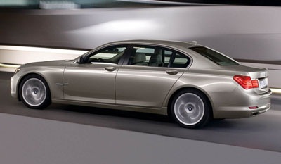 BMW tăng giá xe 7-series - 2 BMW tăng giá xe 7-series - 2