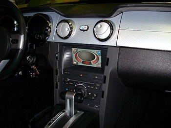 Ngành công nghệ giải trí cho xe hơi tăng tốc - 9