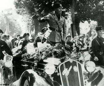Bán đấu giá xe của trùm phát xít Mussolini  - 1