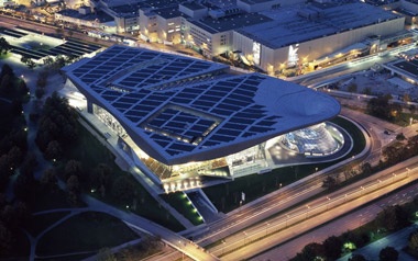 Thăm quan bảo tàng BMW tại Đức - 2 Thăm quan bảo tàng BMW tại Đức - 2