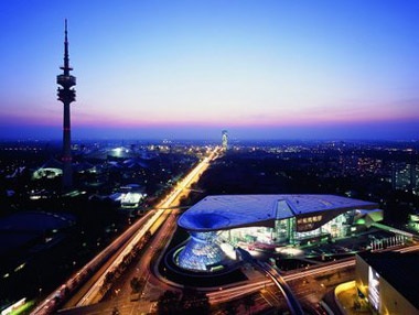 Thăm quan bảo tàng BMW tại Đức - 1 Thăm quan bảo tàng BMW tại Đức - 1