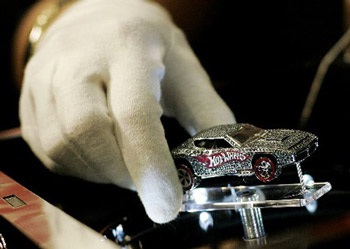 140.000 USD cho một chiếc ô tô…đồ chơi! - 1