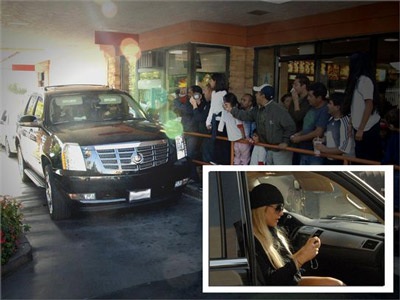 “Sao” nữ xài xe gì? - 9