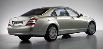 Sắp ra mắt xe hybrid đầu tiên dùng pin li-ion - 2 Sắp ra mắt xe hybrid đầu tiên dùng pin li-ion - 2