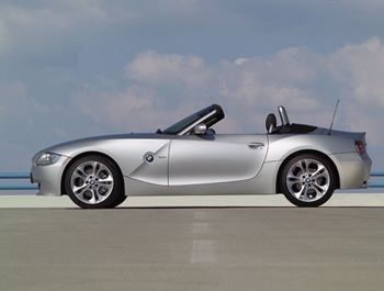 BMW Z4 - Xe cho người sành điệu - 1 BMW Z4 - Xe cho người sành điệu - 1