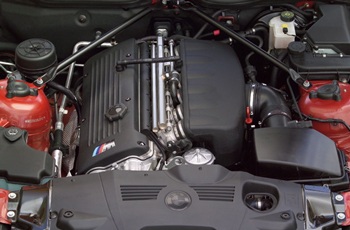 BMW Z4 - Xe cho người sành điệu - 2 BMW Z4 - Xe cho người sành điệu - 2