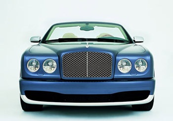 Những cỗ máy “uống” xăng - 3