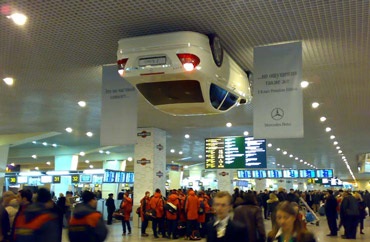 Những độc chiêu quảng cáo xe hơi - 6 Những độc chiêu quảng cáo xe hơi - 6