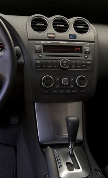 Nissan Altima Coupe 2008 - Xe thể thao giá bình dân - 6