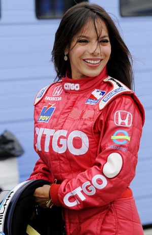 Những mỹ nhân của làng đua xe thế giới - 6