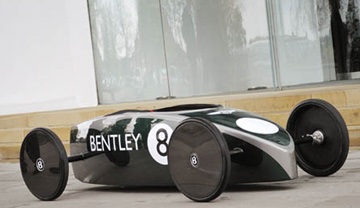 Ô tô chạy điện đầu tiên của Bentley - 1