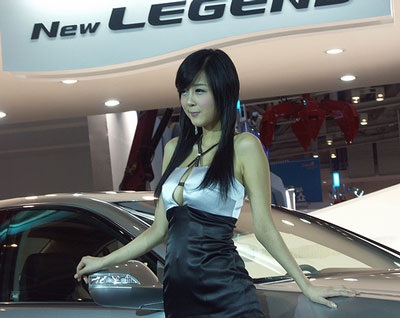 “Chân dài” xứ Hàn khuấy động Triển lãm Busan (2) - 8 “Chân dài” xứ Hàn khuấy động Triển lãm Busan (2) - 8