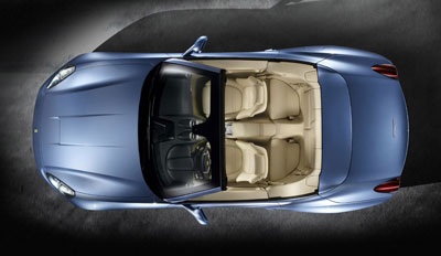 Hình ảnh Ferrari California với mui cứng xếp  - 2