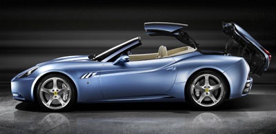 Hình ảnh Ferrari California với mui cứng xếp  - 4