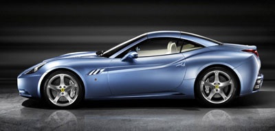 Hình ảnh Ferrari California với mui cứng xếp  - 5