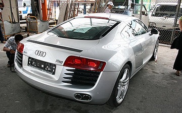 Thêm xe “độc” về Sài Gòn! - 2