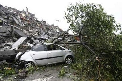 Ô tô trong động đất - 14