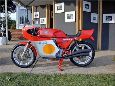 Thế giới mô-tô: Những "huyền thoại" - 4 Thế giới mô-tô: Những "huyền thoại" - 4