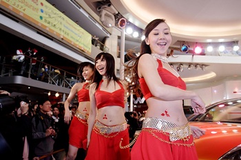 Vũ điệu của người đẹp Mitsubishi  - 3