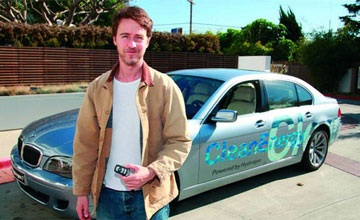 “Sao” Hollywood và những chiếc xe “sạch” - 5 “Sao” Hollywood và những chiếc xe “sạch” - 5