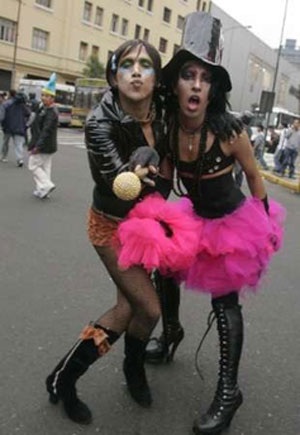 Rộn ràng ngày hội của dân đồng tính - 13 Rộn ràng ngày hội của dân đồng tính - 13