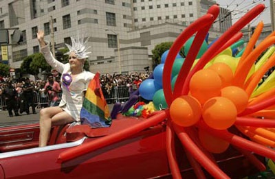 Rộn ràng ngày hội của dân đồng tính - 6 Rộn ràng ngày hội của dân đồng tính - 6