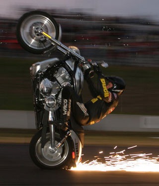 Khoảnh khắc Harley Davidson - 10