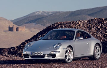 Những cỗ máy “hao xăng” đẹp đẽ - 12